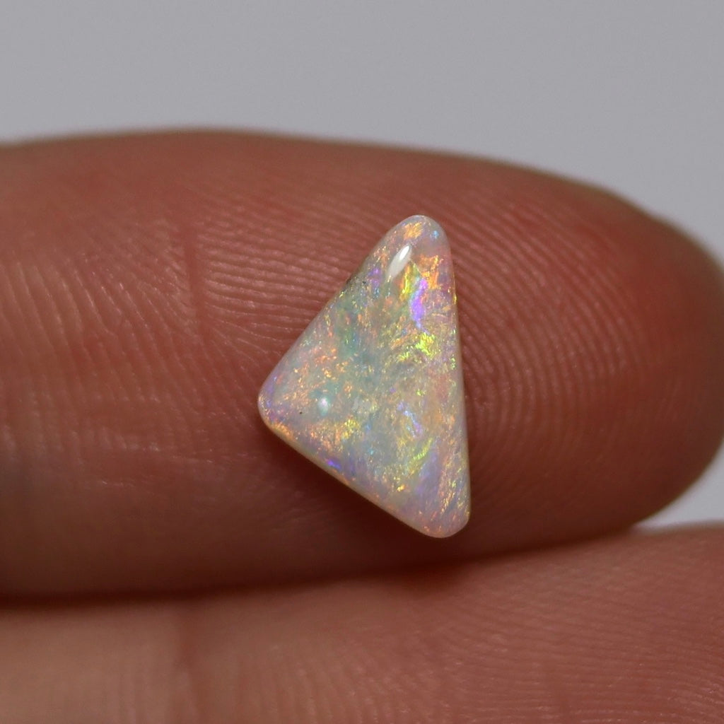 Opale Cristal Naturelle D'Australie (Mintabie) - 1.0 Tcw, 12x7mm, Multicolore Et Scintillante