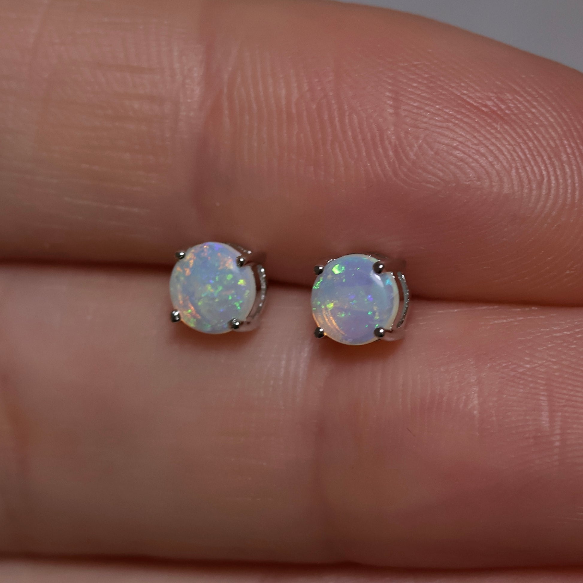 5mm Crystal Opal Claw Studs - Sterling Silver