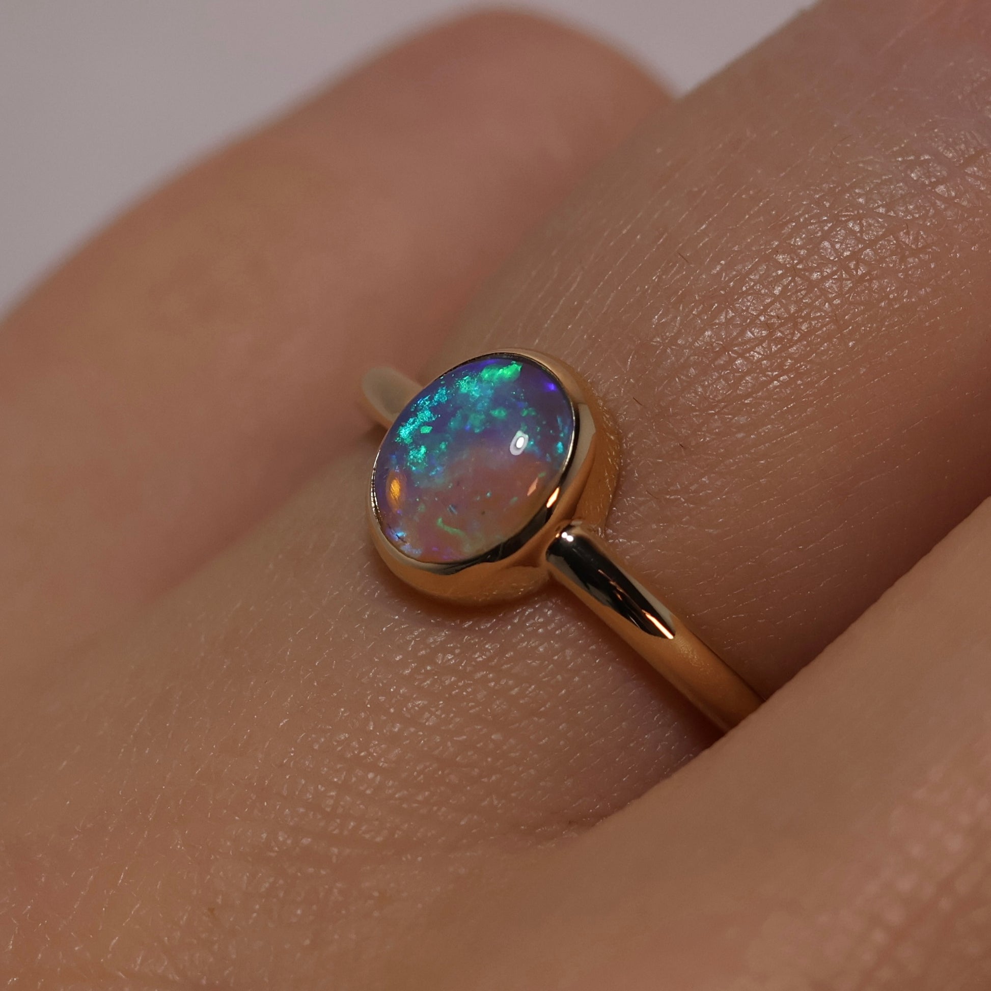 Crystal Opal Ring - 9K Yellow Gold