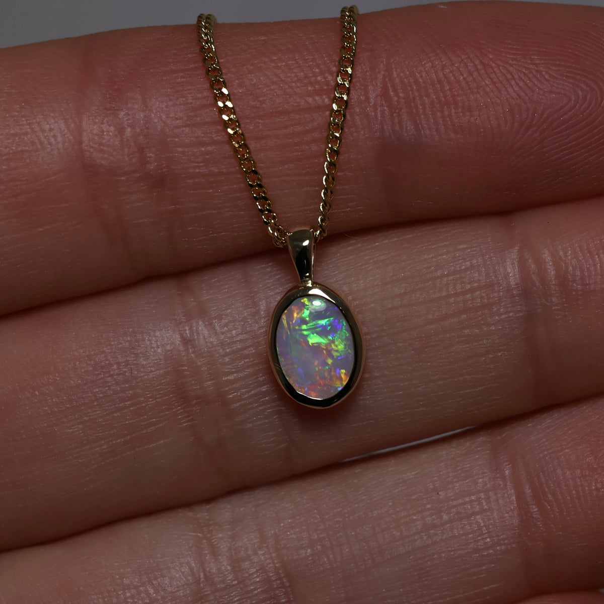Crystal Opal Pendant - 9K Yellow Gold
