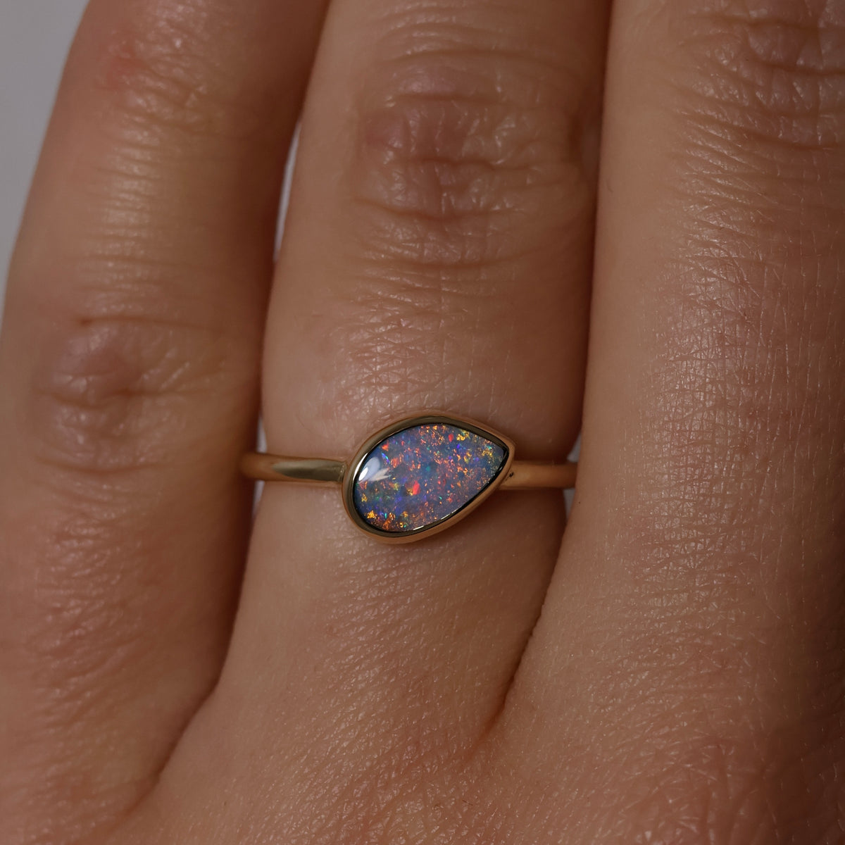 Boulder Opal ring - 14K Yellow Gold