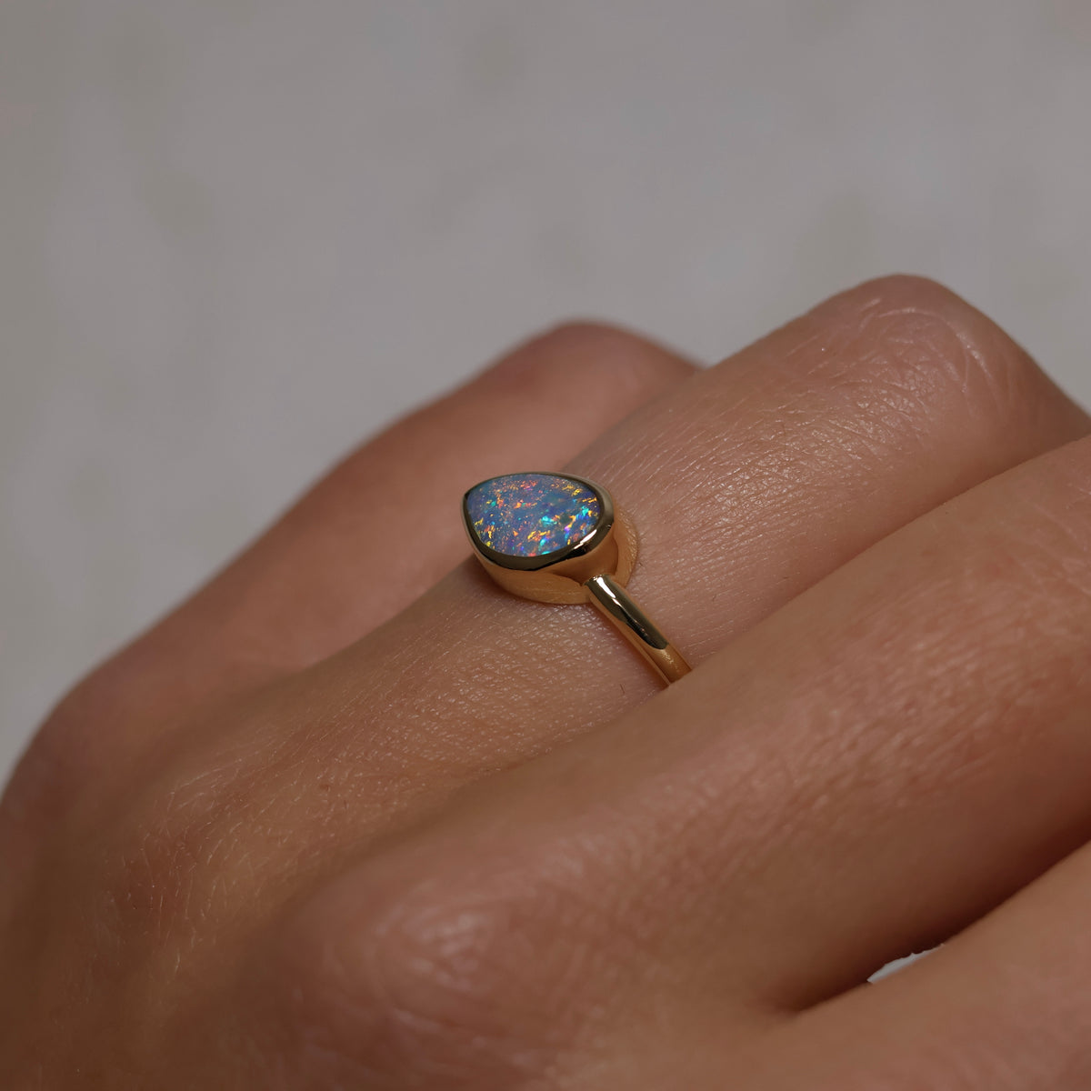 Boulder Opal ring - 14K Yellow Gold
