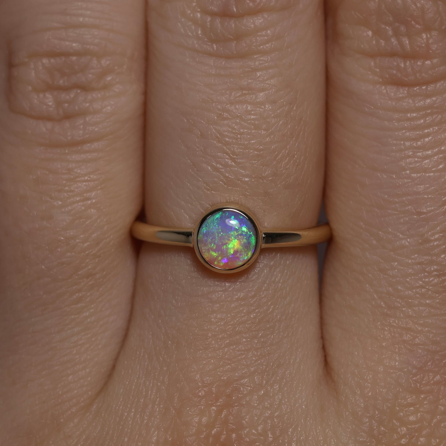 Round Crystal Opal Ring - 9K Yellow Gold