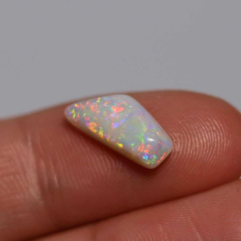 2.40ct Mintabie White Opal