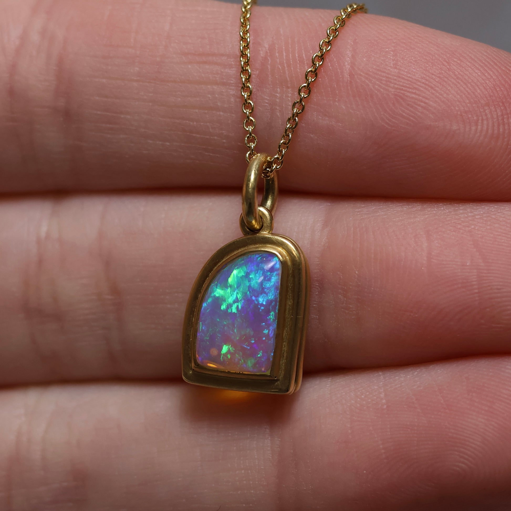 Crystal Opal Pendant - Satin Finish 18K Yellow Gold