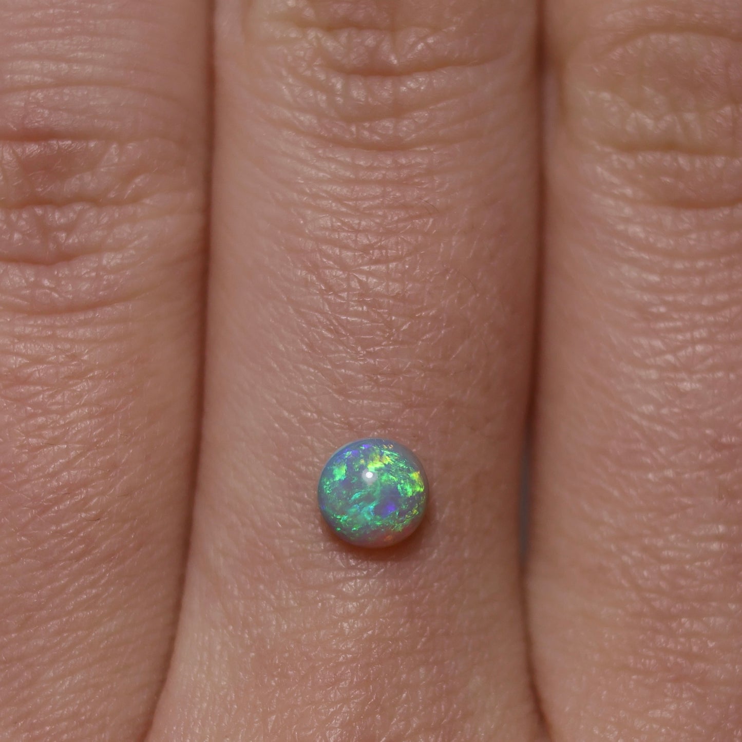 0.56ct Mintabie Crystal Opal