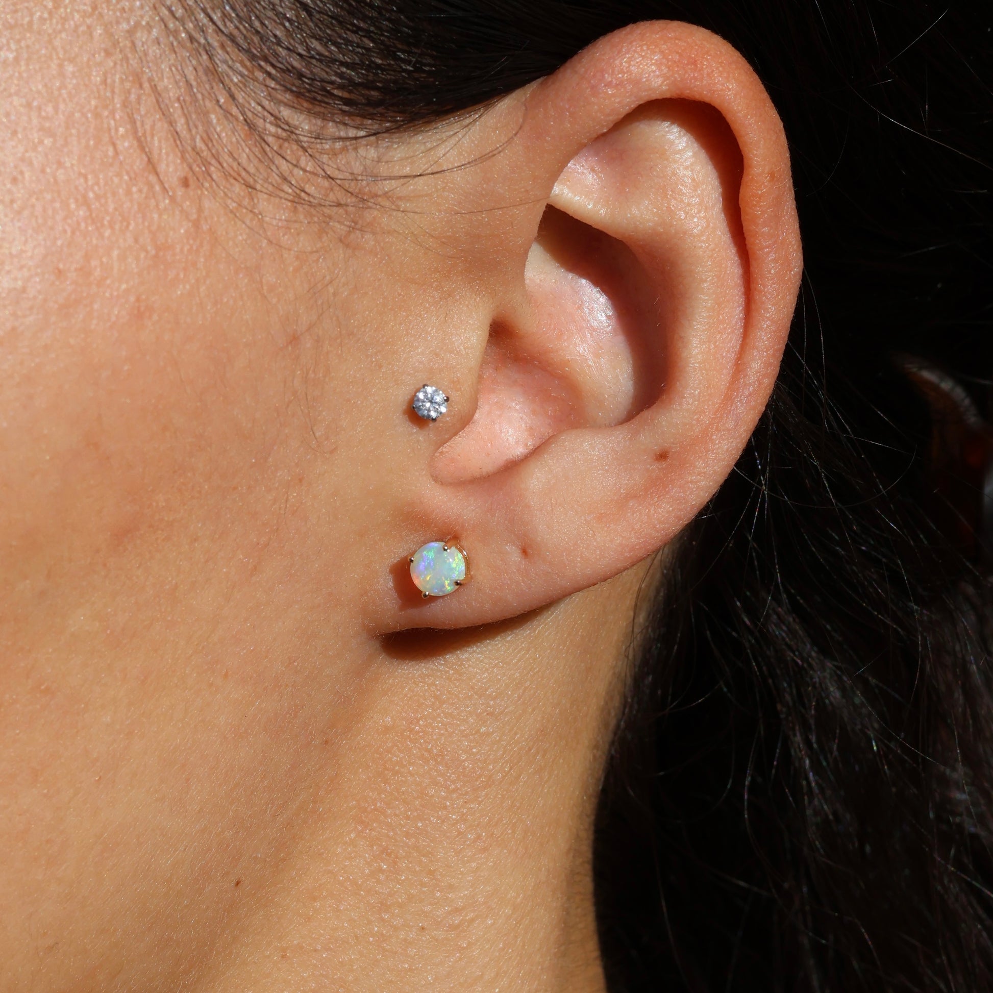5mm Round Crystal Claw Studs - 14K Yellow Gold