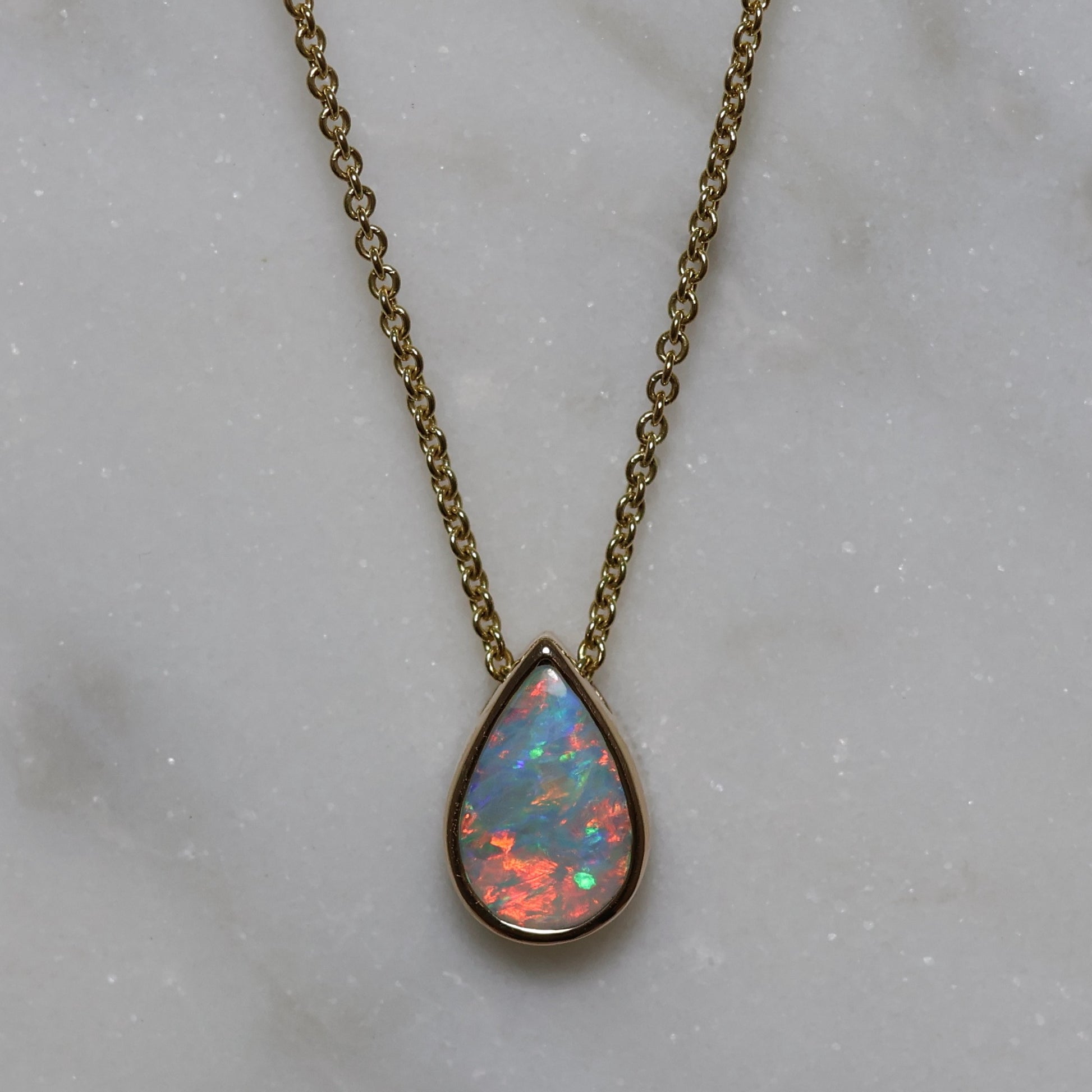Crystal Opal Pendant - 9K Yellow Gold